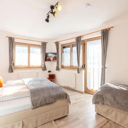 In Zillertal Near Slopes, Cleaning Included Feriehus *